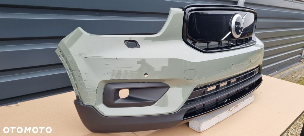 VOLVO XC40 2017- Zderzak przód oryginał MB251 - 8