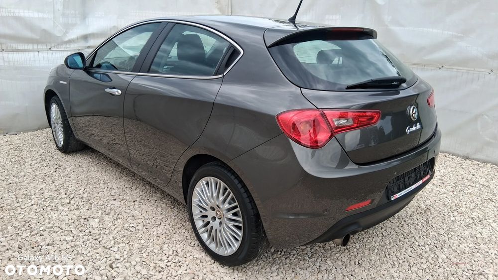 Alfa Romeo Giulietta 1.4 TB 16V Turismo - 4