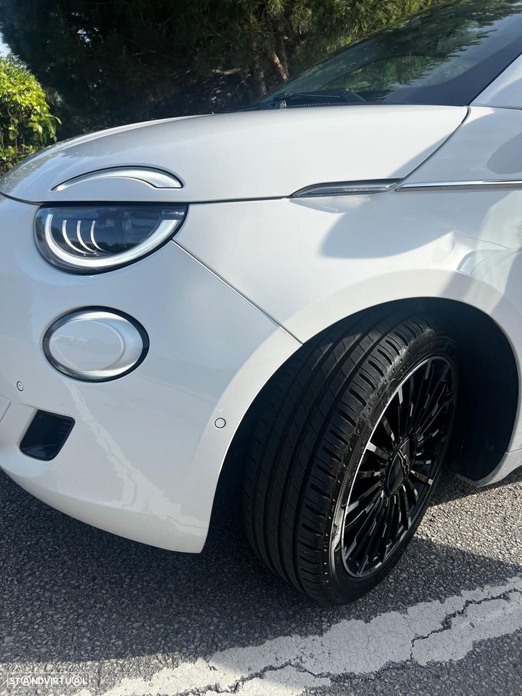 Fiat 500e C La Prima by Bocelli - 17