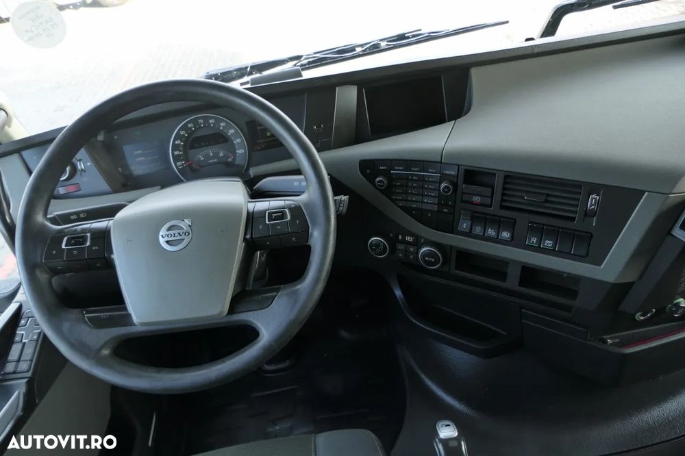 Volvo FH 460 / LOW CAB / 2018 AN / IMPORTAT / - 28