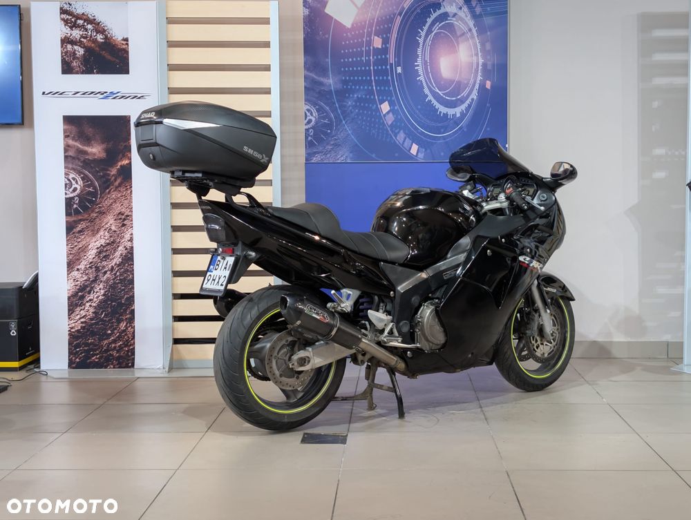 Honda CBR - 5