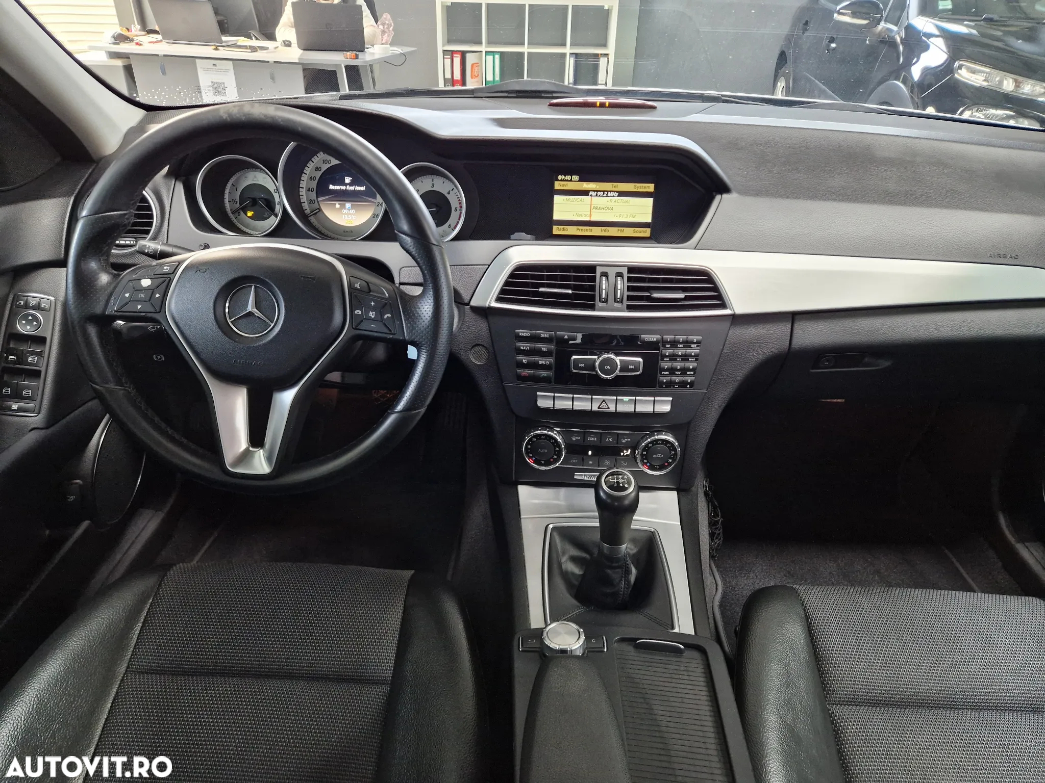 Mercedes-Benz C 180 CDI DPF (BlueEFFICIENCY) Avantgarde - 8