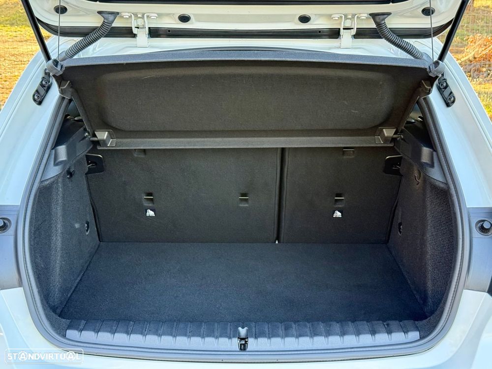 BMW 118 i Pack Desportivo M Auto - 16