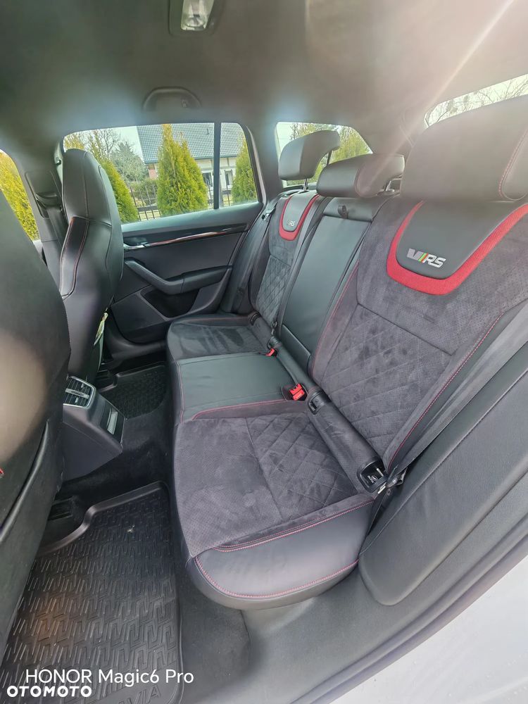 Skoda Octavia 2.0 TSI RS - 14