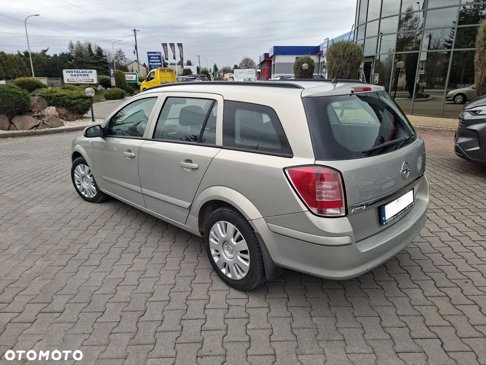 Opel Astra 1.9 CDTI Enjoy - 2