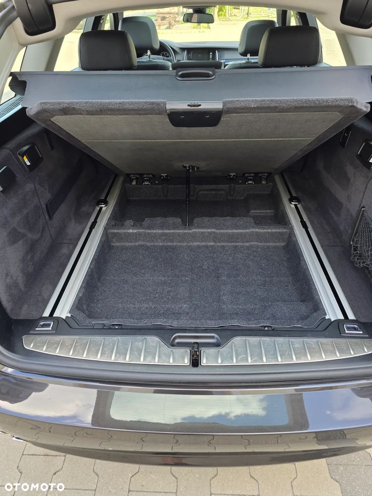 BMW Seria 5 520d Touring Luxury Line - 41