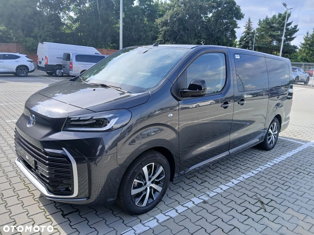 Toyota Proace Verso 2.0 D4-D Long VIP - 1