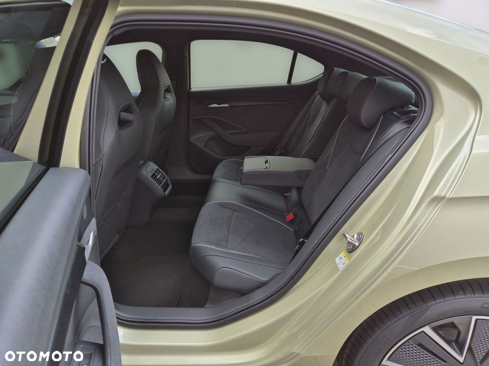 Skoda Superb - 21