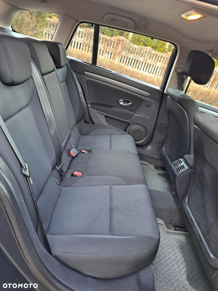 Renault Laguna 2.0 DCi Dynamique - 11