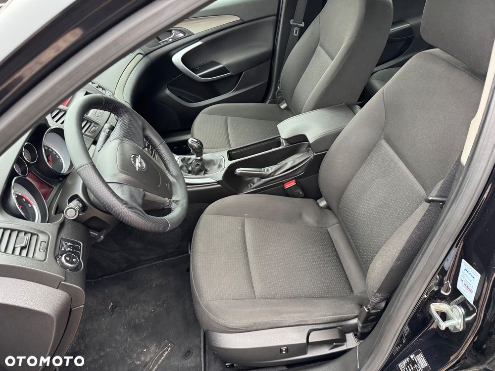 Opel Insignia 1.8 - 8