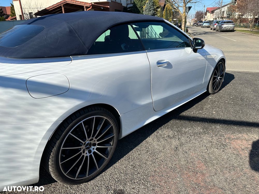 Mercedes-Benz E - 12