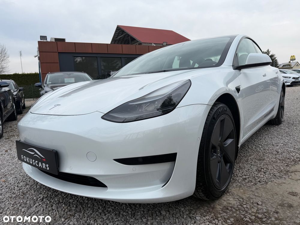 Tesla Model 3 RWD - 2
