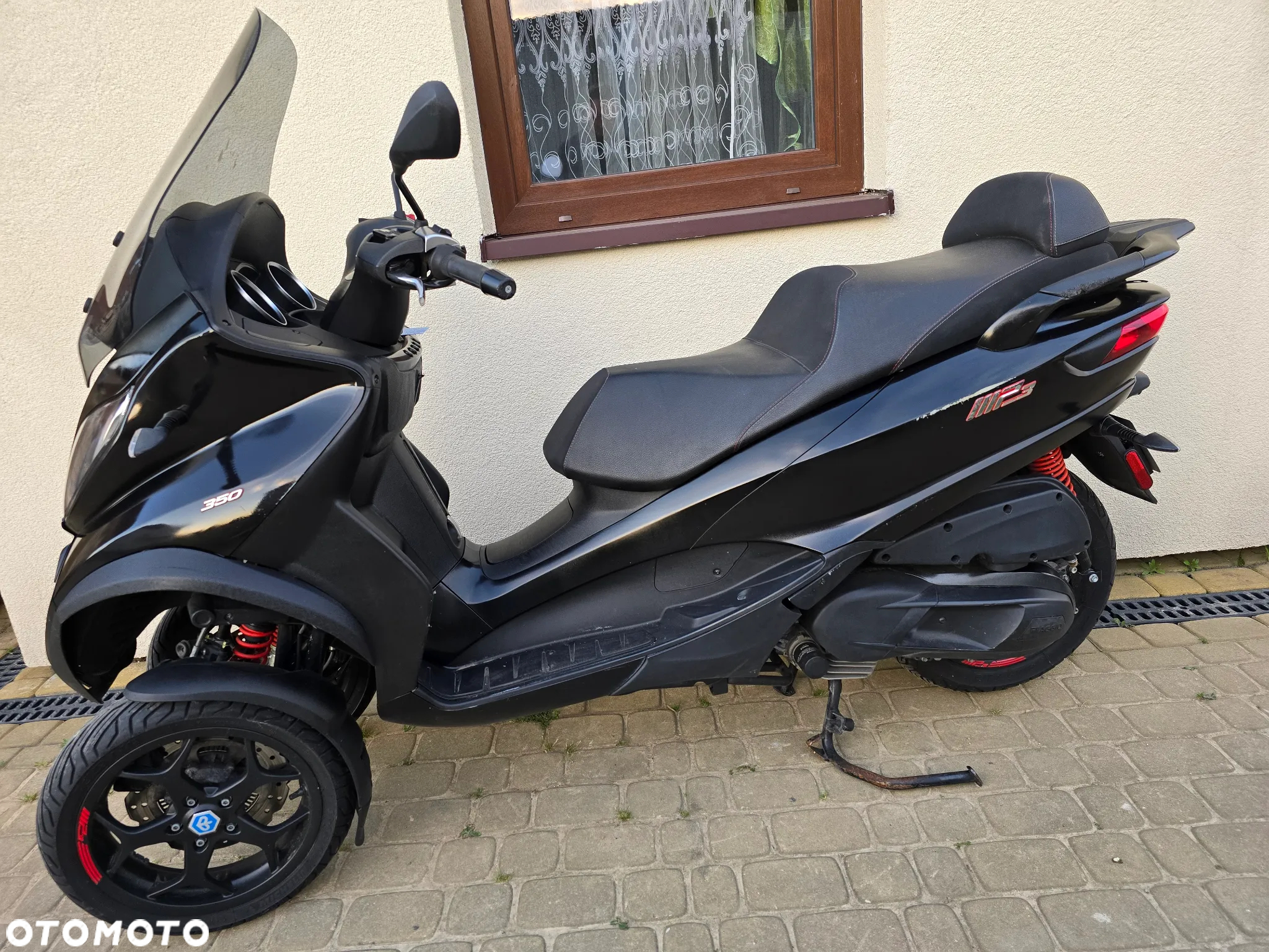 Piaggio MP-3 - 6