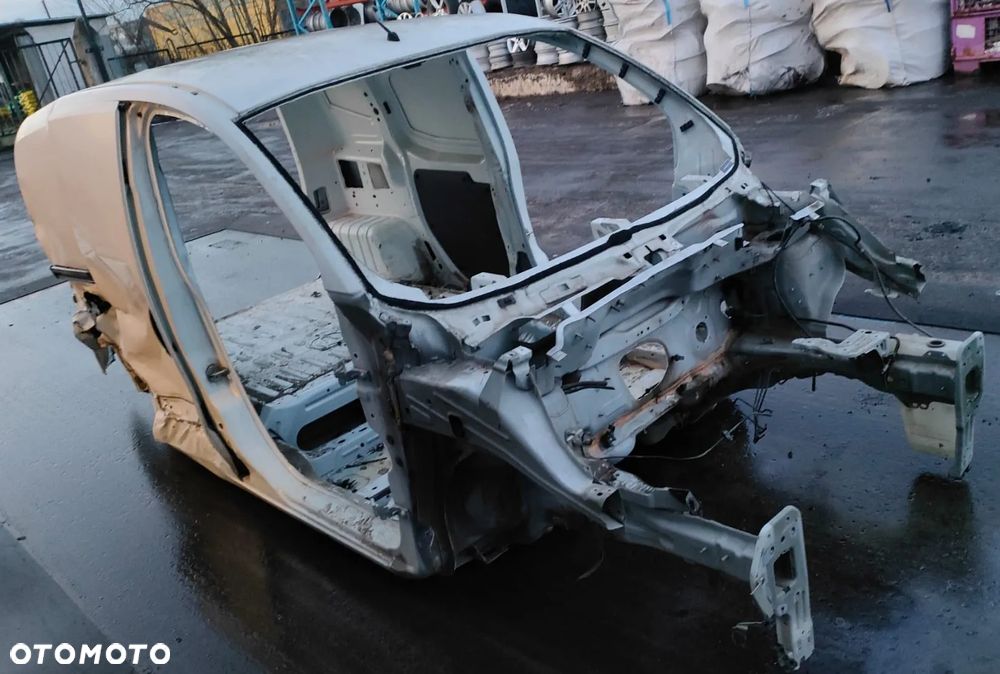 Ćwiartka podłużnica próg słupek dach Fiat Fiorino MK3 - 6