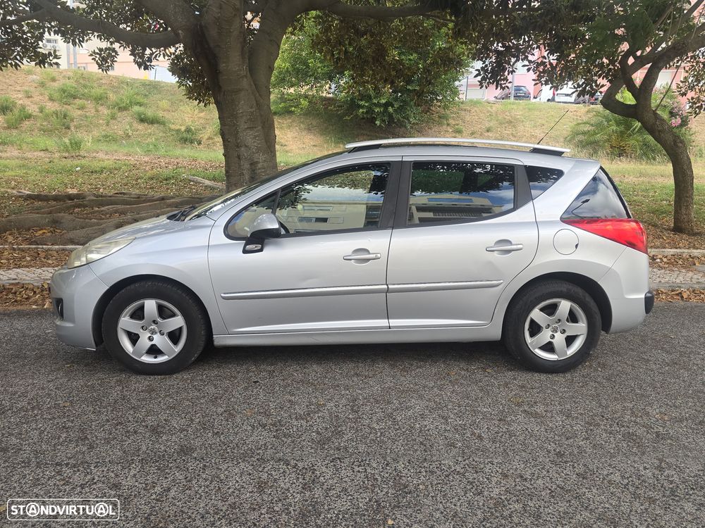 Peugeot 207 SW 1.4 Urban - 12