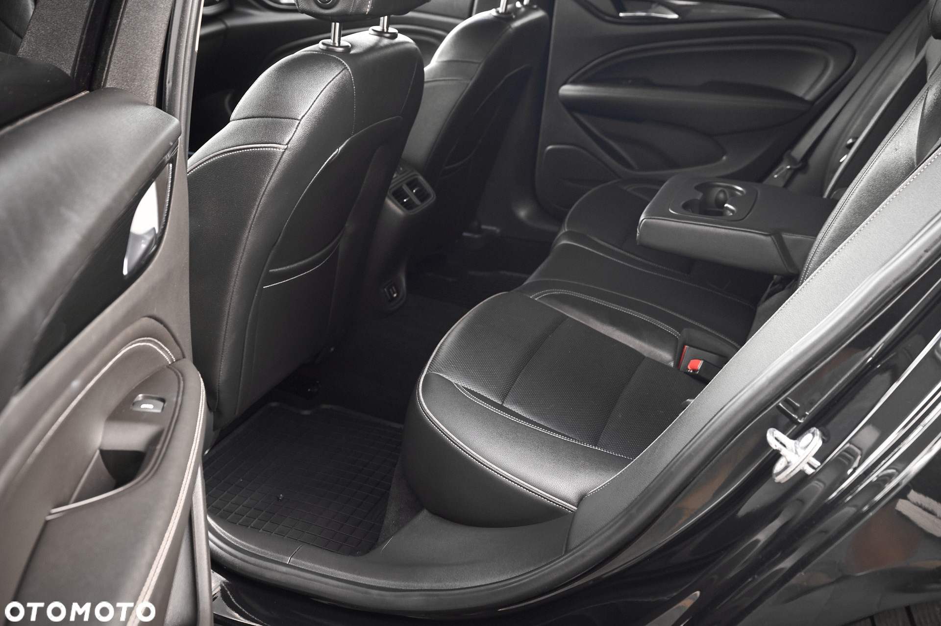 Opel Insignia Grand Sport 2.0 Diesel Business Innovation - 24