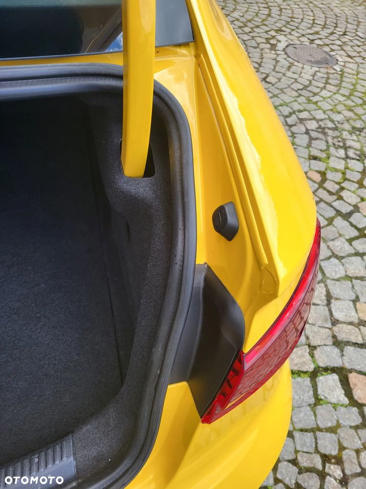 Audi S3 S tronic - 3