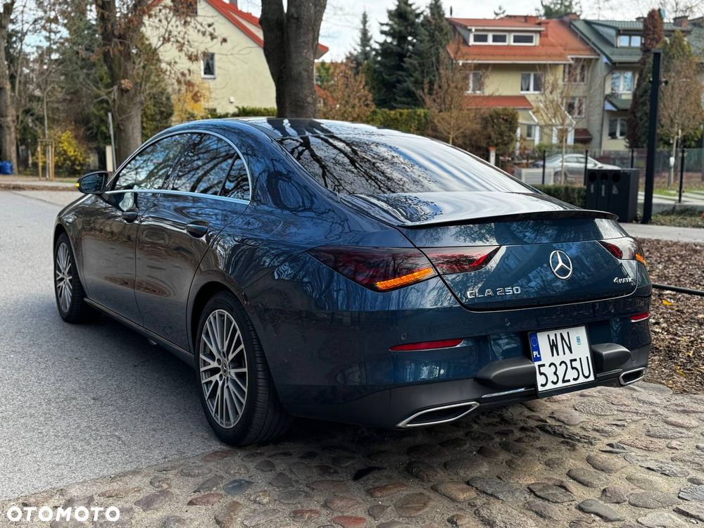 Mercedes-Benz CLA 250 4Matic 7G-DCT Edition 2020 - 10