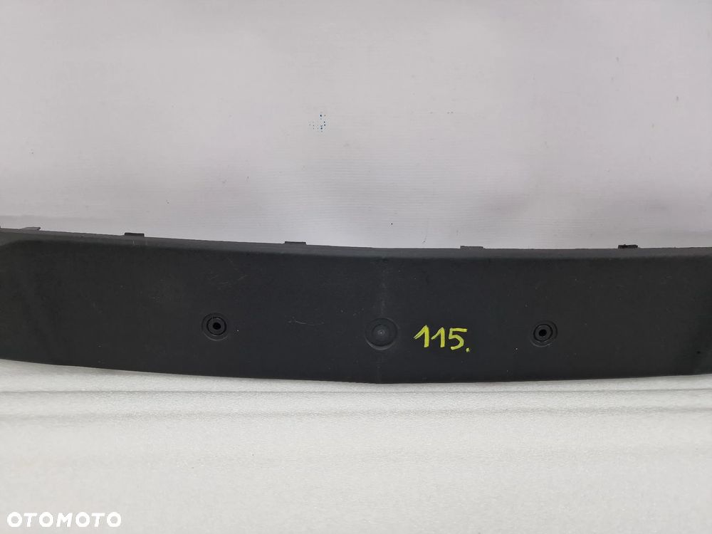 OPEL ASTRA IV 4 J LIFT 12- LISTWA / KRATKA ŚRODKOWA ZDERZAKA PRZEDNIEGO PRZÓD , NR 13368664 / 13381812 , NR AUKCJI KR115 - 4