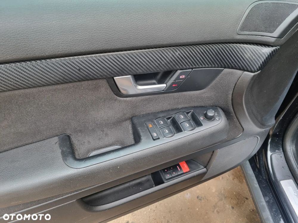 Audi A4 Avant 2.0 TDI Multitronic - 13