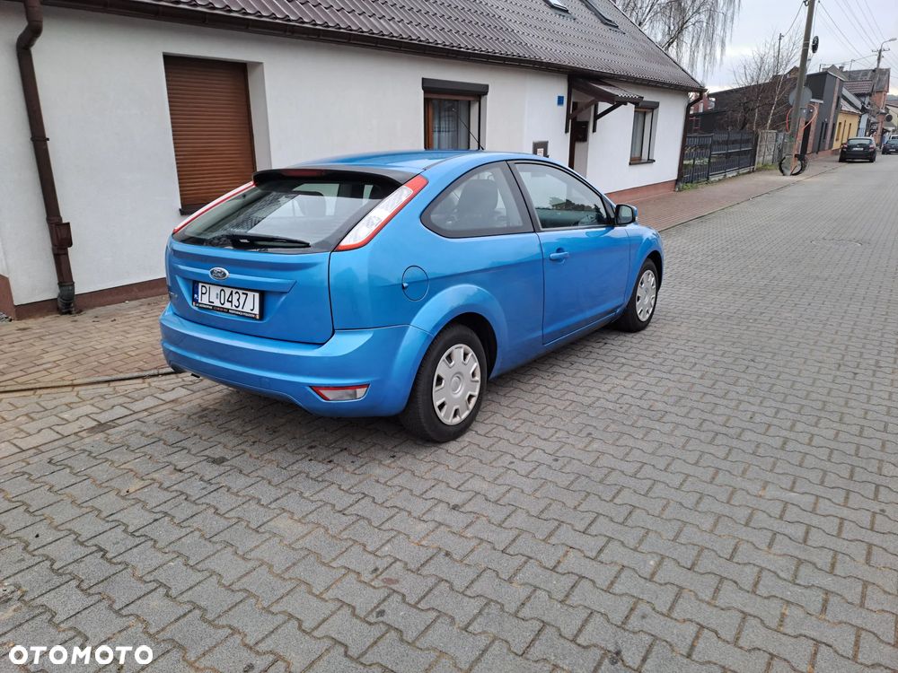Ford Focus 1.4 16V Style+ - 2
