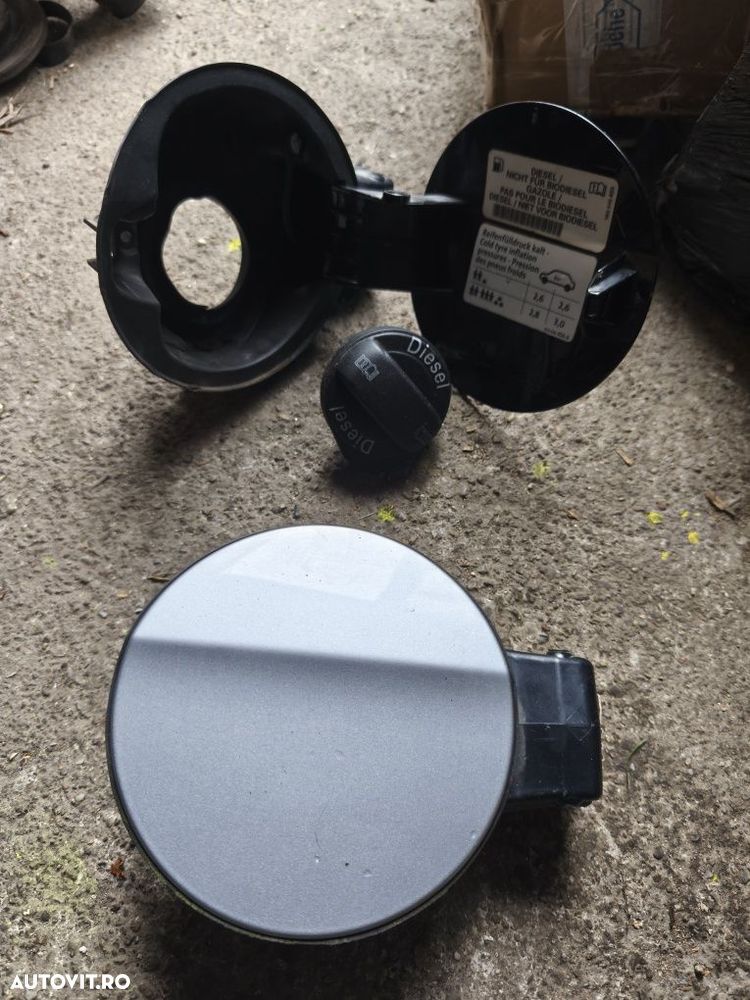 Capac ușiță rezervor cu bușon Volkswagen Passat B6 2005 - 2010 - 1