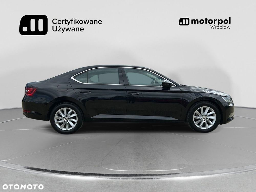 Skoda Superb 2.0 TDI SCR Style DSG - 17