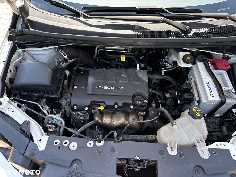 Chevrolet Aveo 1.2 LT+ - 24