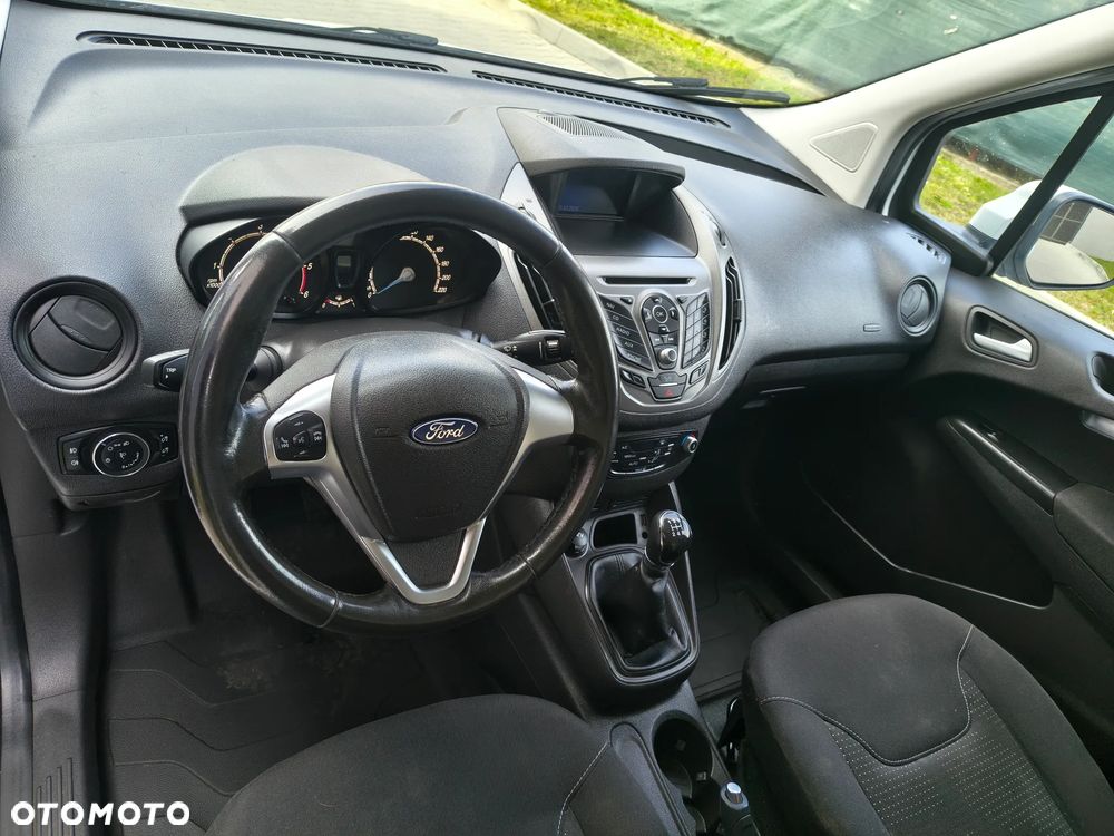 Ford Tourneo Courier 1.5 TDCi S&S Trend - 8