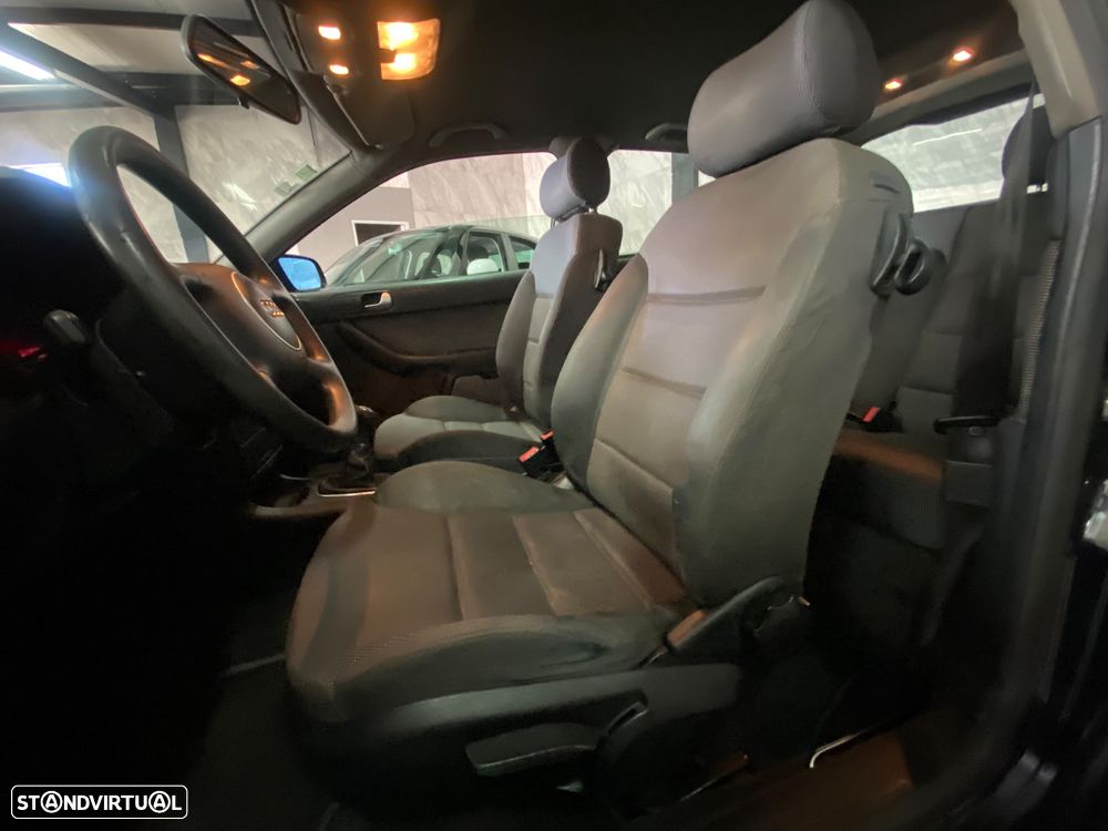 Audi A3 1.6 Sport - 6