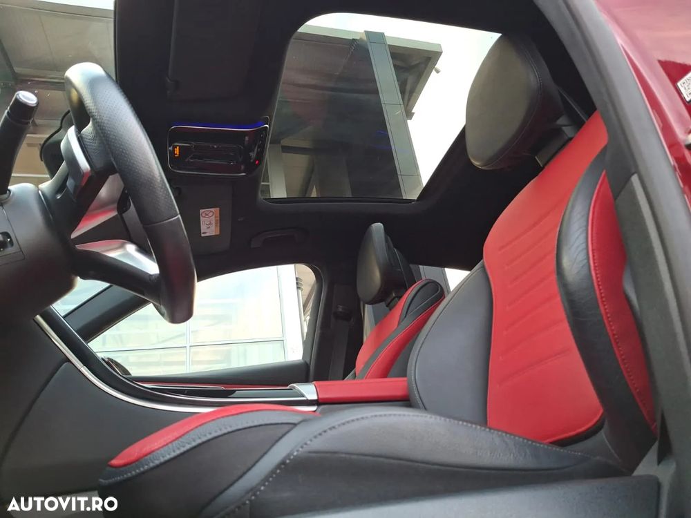 Mercedes-Benz GLC 300 e 4MATIC - 36