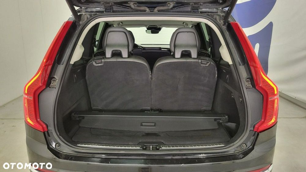 Volvo XC 90 - 28