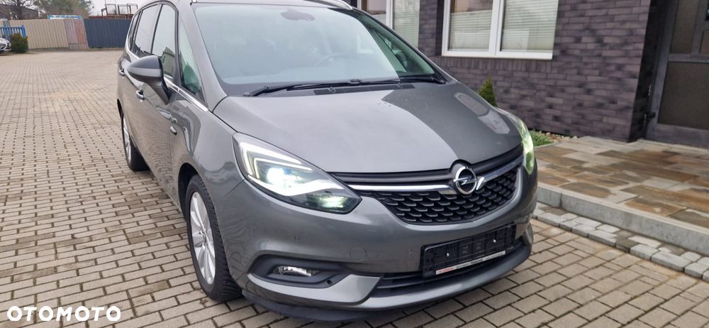 Opel Zafira Tourer 1.6 SIDI Turbo Sport - 1