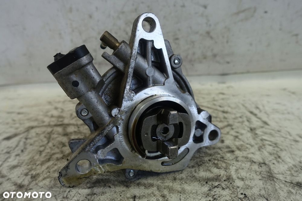 Fiat 500C 900 0.9T POMPA VACUM wakum - 5
