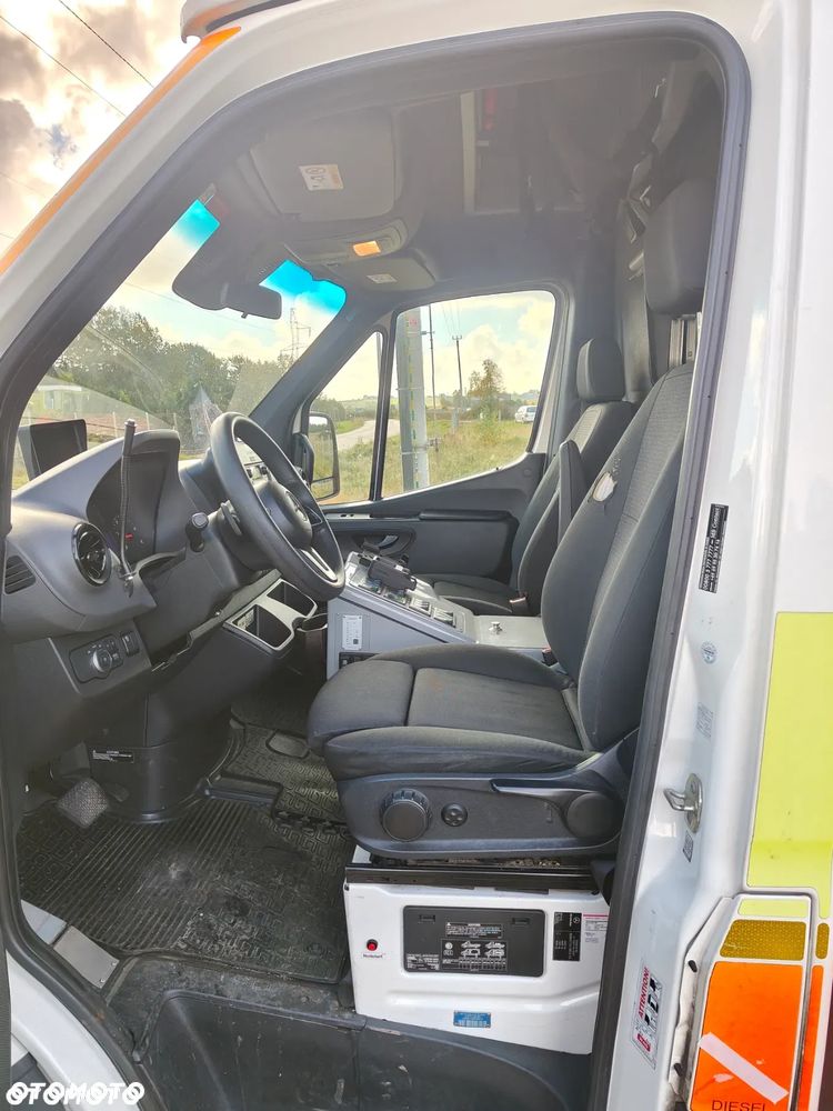 Mercedes-Benz SPRINTER - 3