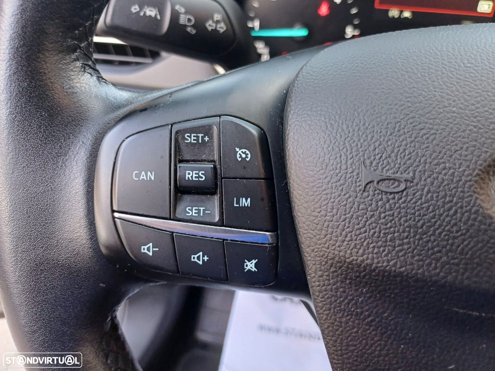 Ford Focus SW - 18