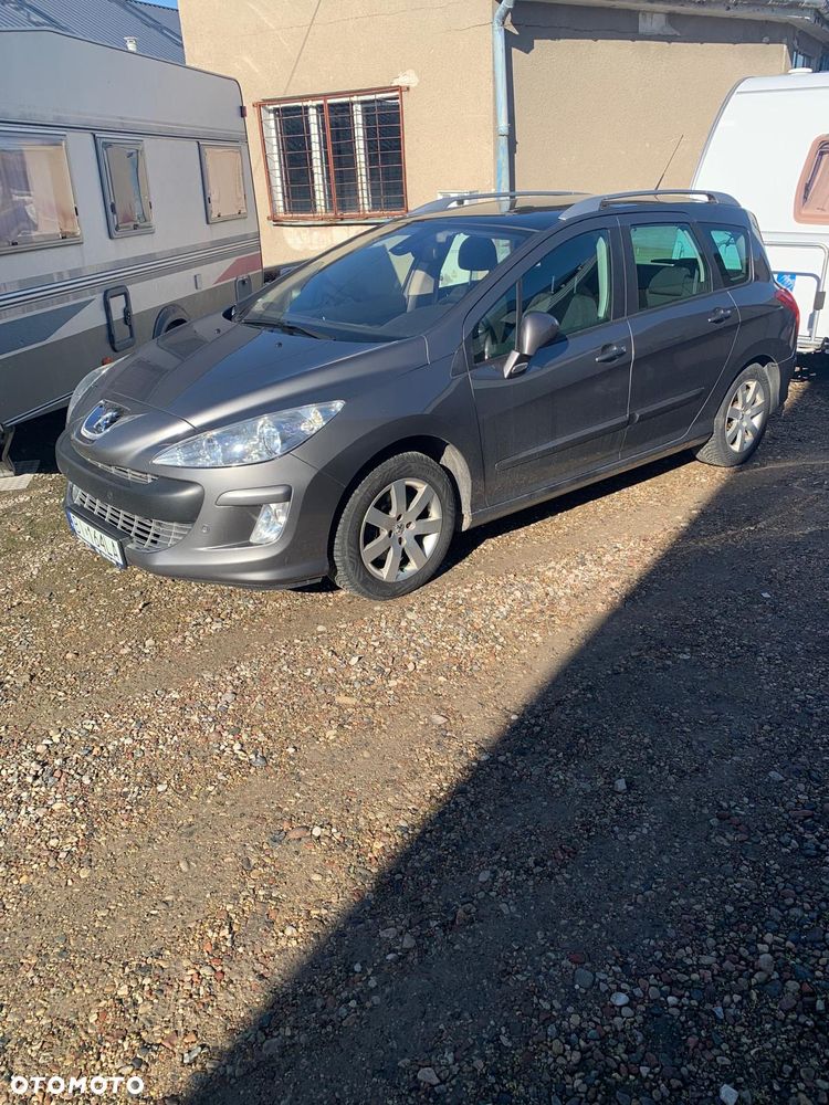 Peugeot 308 - 1