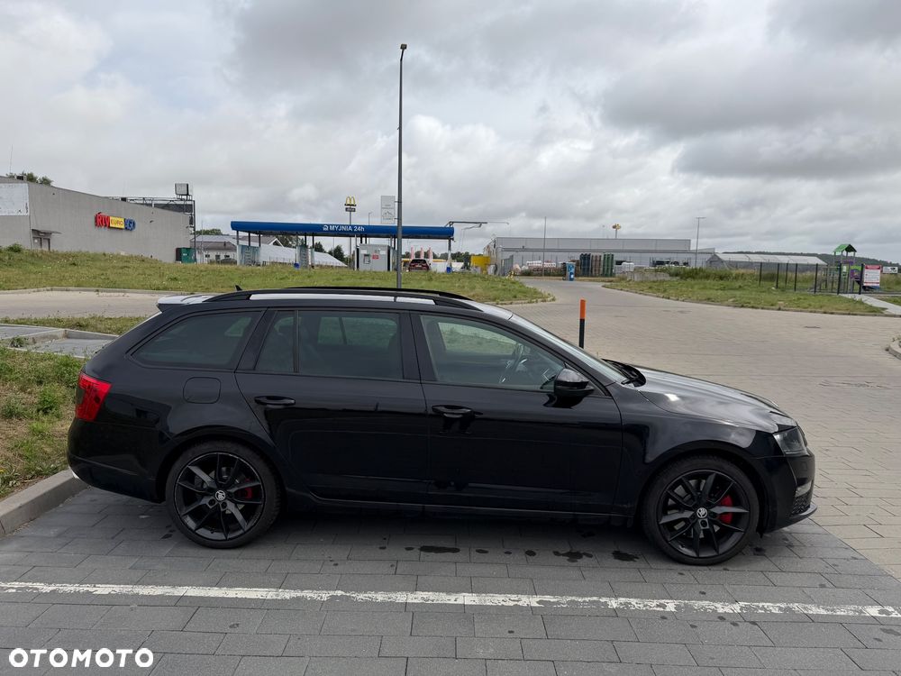 Skoda Octavia 2.0 TDI RS DSG - 4