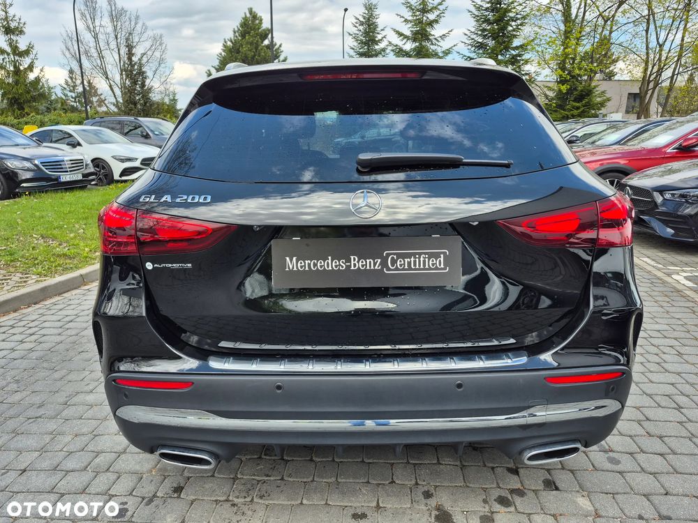 Mercedes-Benz GLA 200 AMG Line - 11