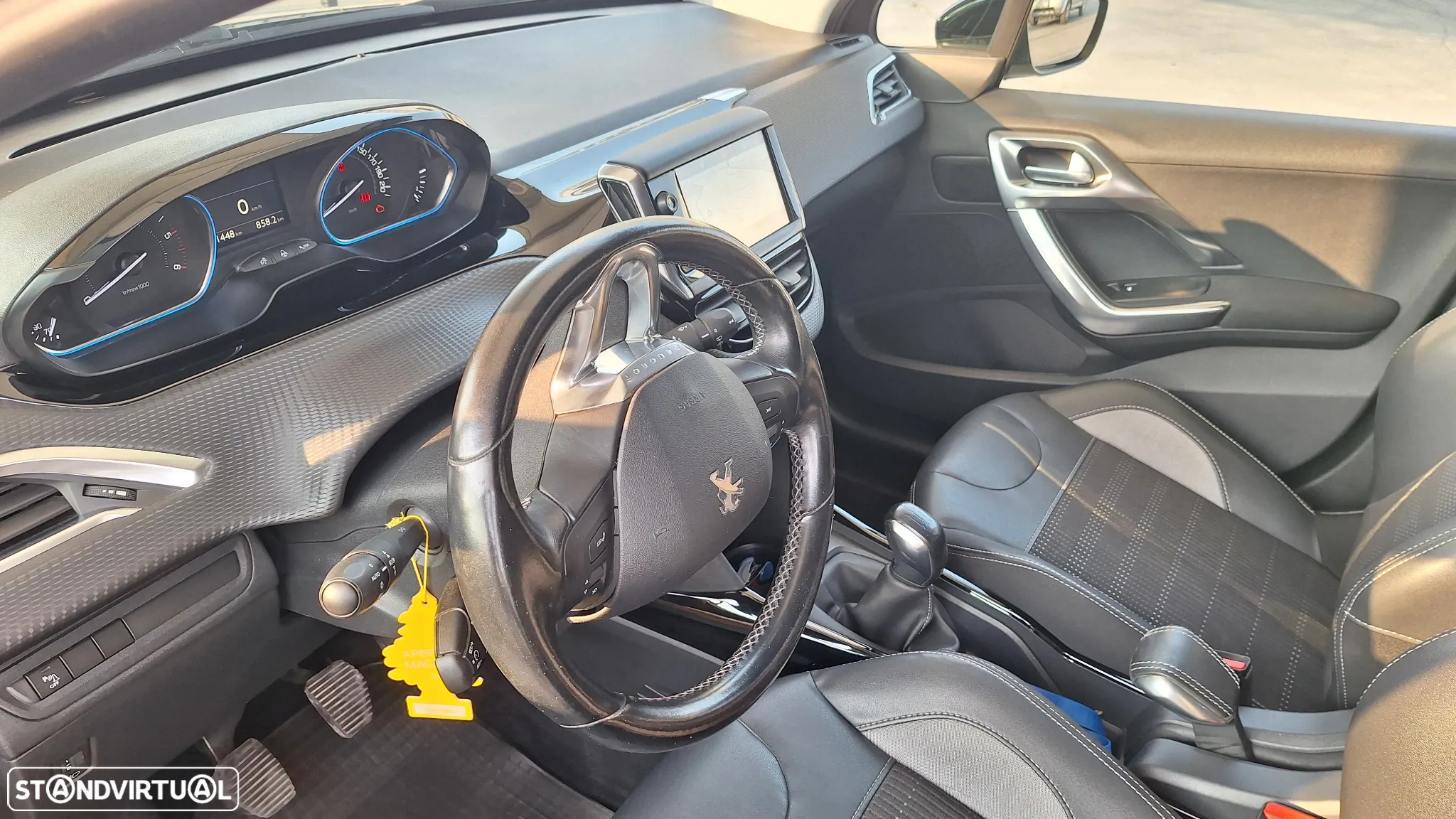 Peugeot 2008 1.6 BlueHDi Allure - 14