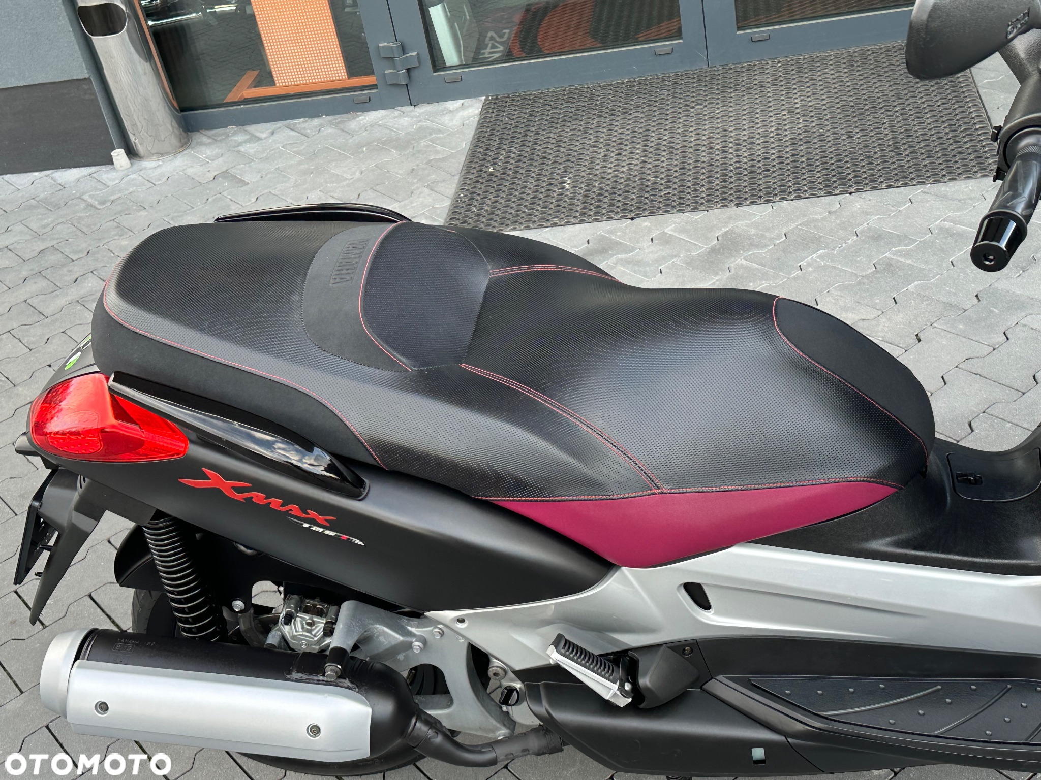 Yamaha X-max - 12
