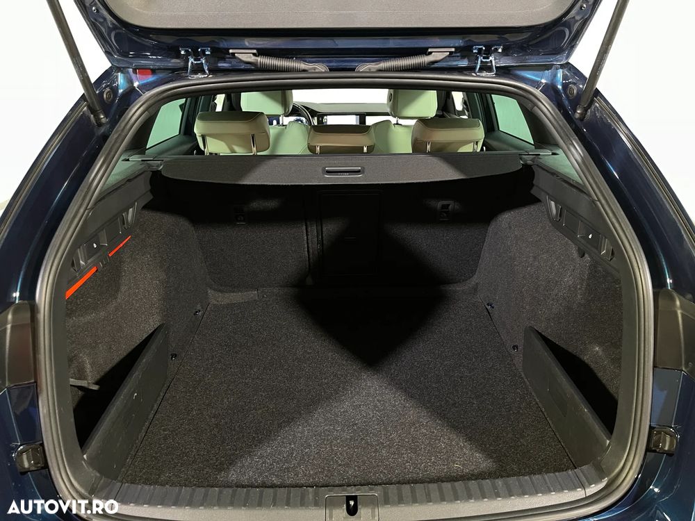 Skoda Octavia 2.0 TDI DSG Style - 13