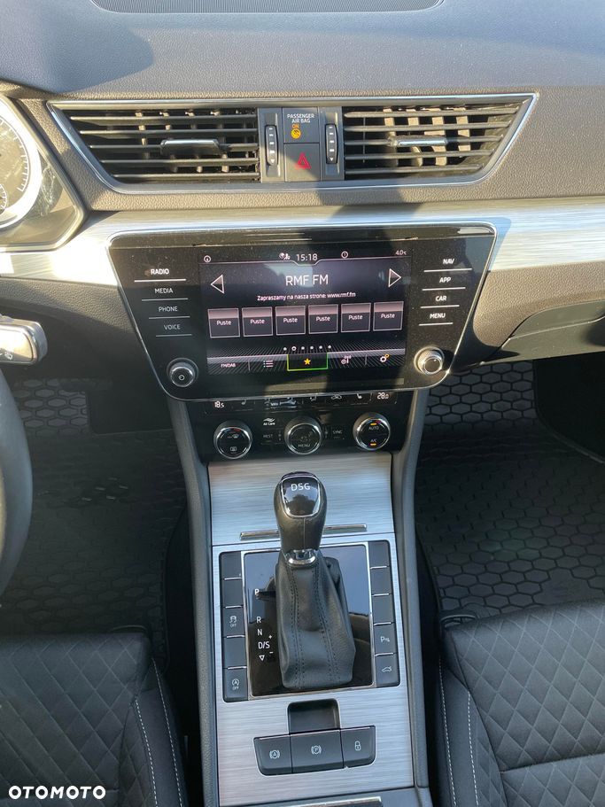 Skoda Superb 2.0 TDI DSG Ambition - 13