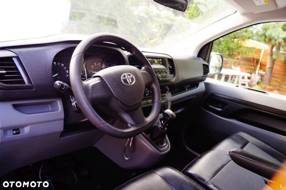 Toyota ProAce - 16