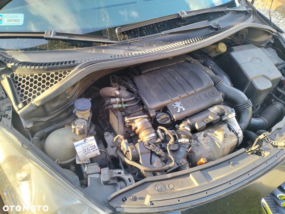 Peugeot 207 - 14