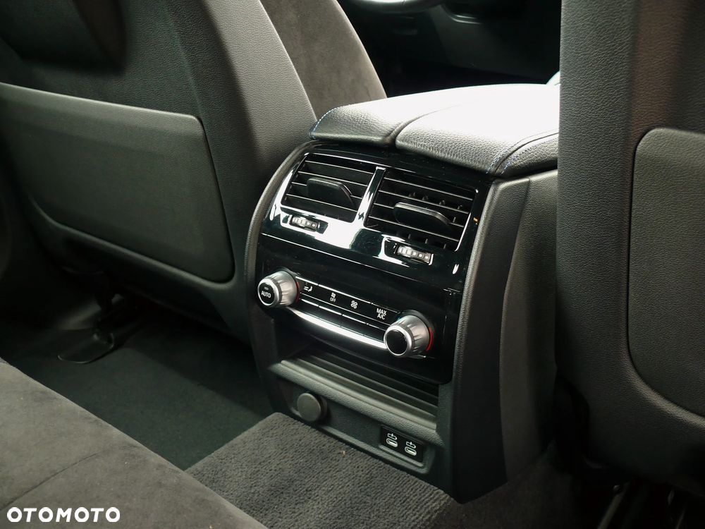 BMW Seria 5 520d M Sport sport - 7