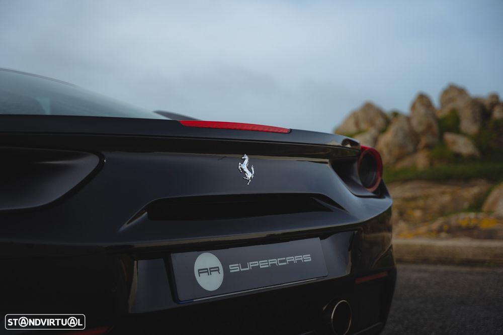 Ferrari 488 GTB - 17
