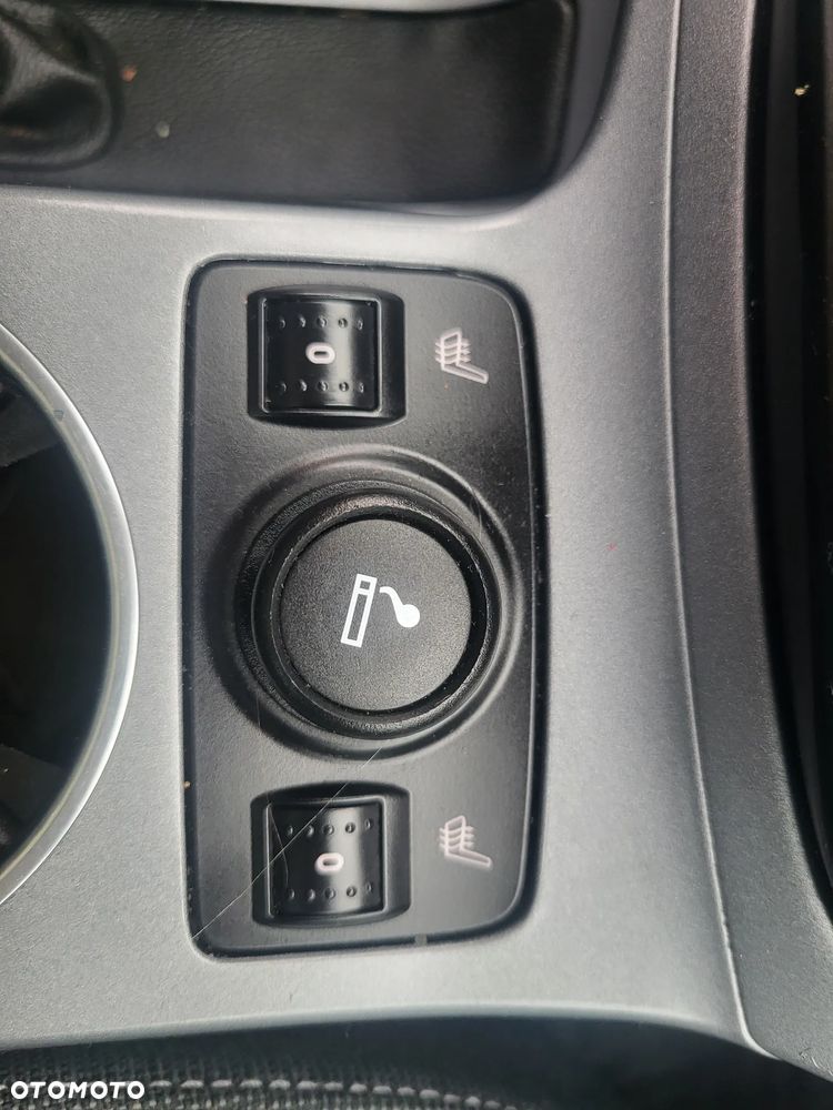 Ford C-MAX 1.6 TDCi Start-Stop-System SYNC Edition - 26