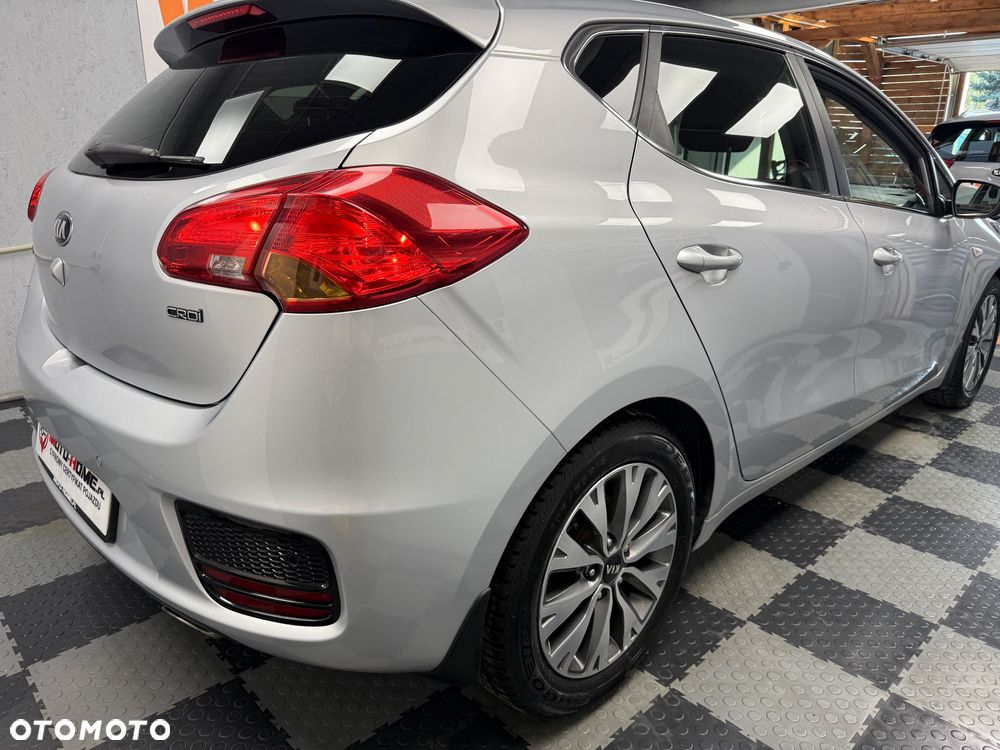Kia Ceed - 26