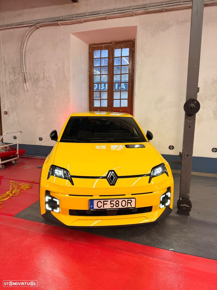 Renault 5 E-Tech R Techno 120 Urban Range - 1